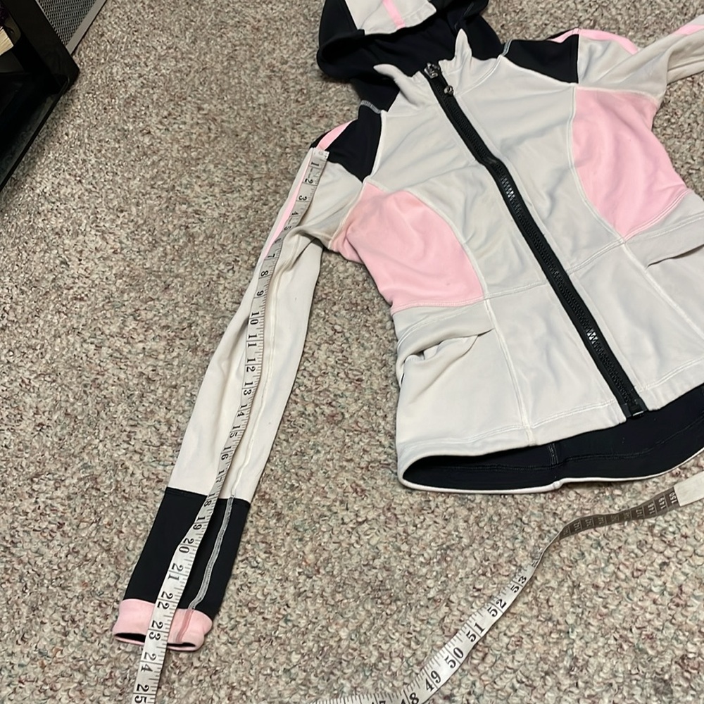 Lululemon jacket - Picture 7 of 12